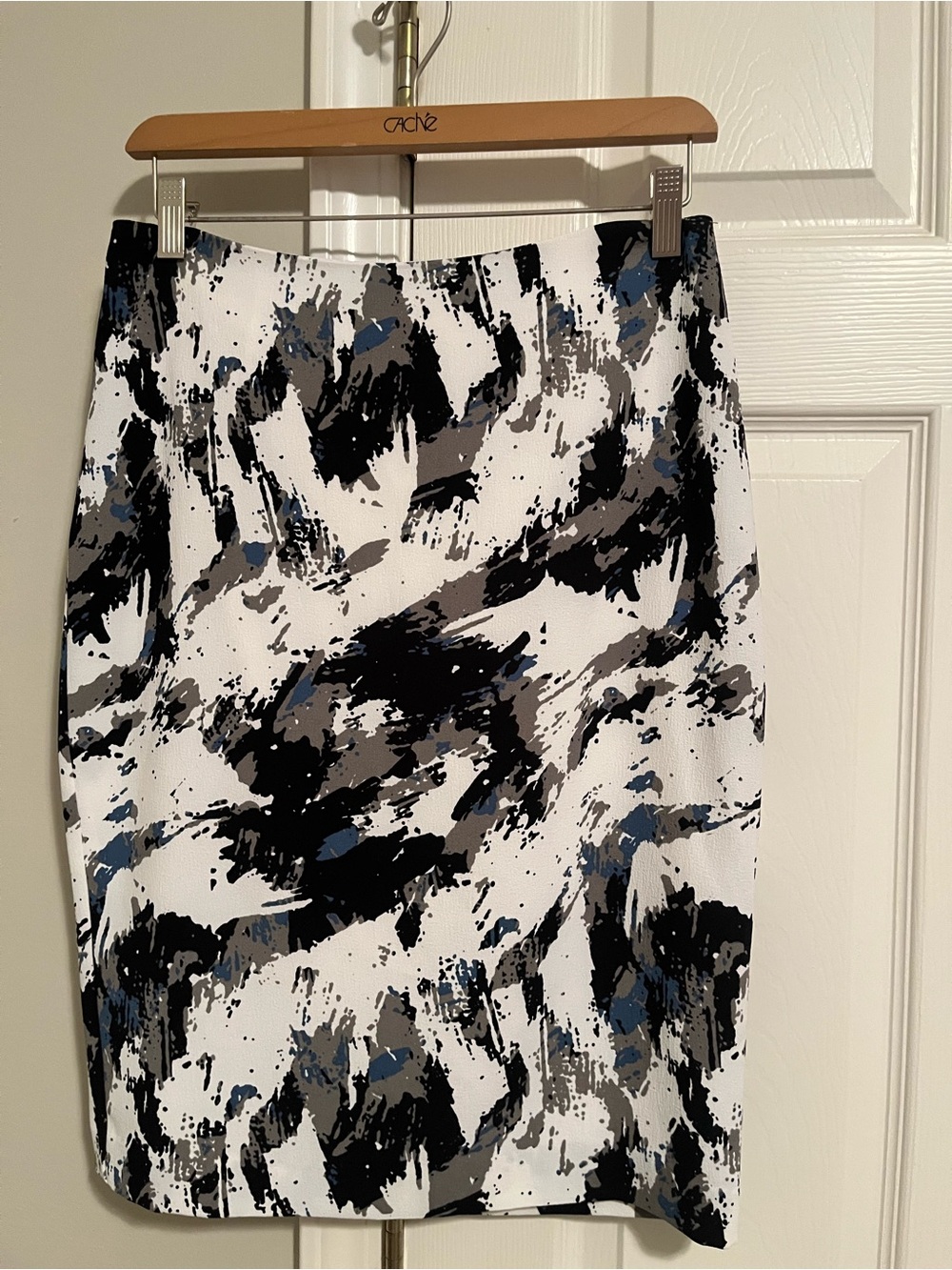Banana Republic Abstract Brushstroke Pencil Skirt - White, Black & Blue